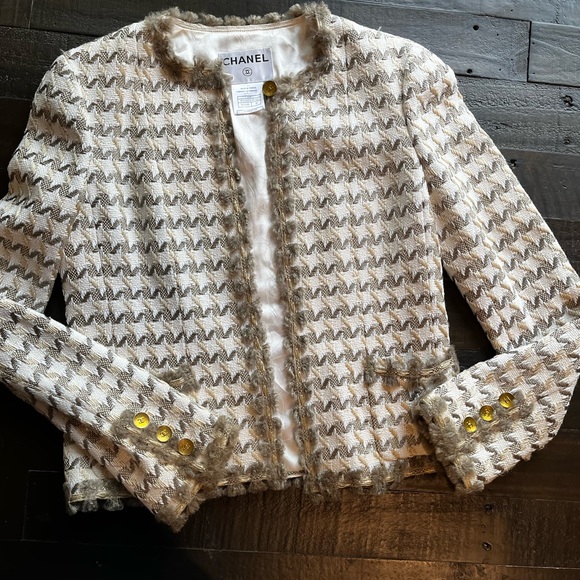 Chanel Jacket - Picture 2 of 16